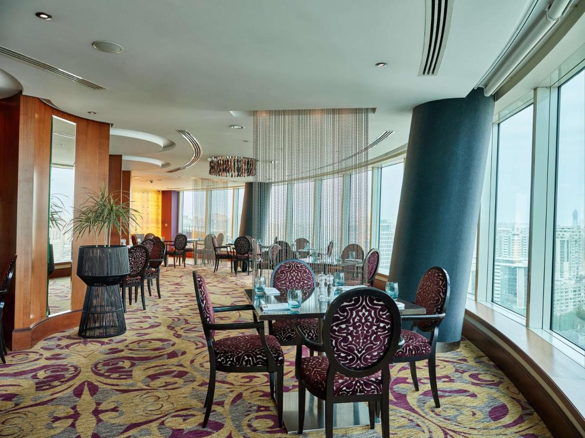 Hilton Baku Hotel Buitenkant foto