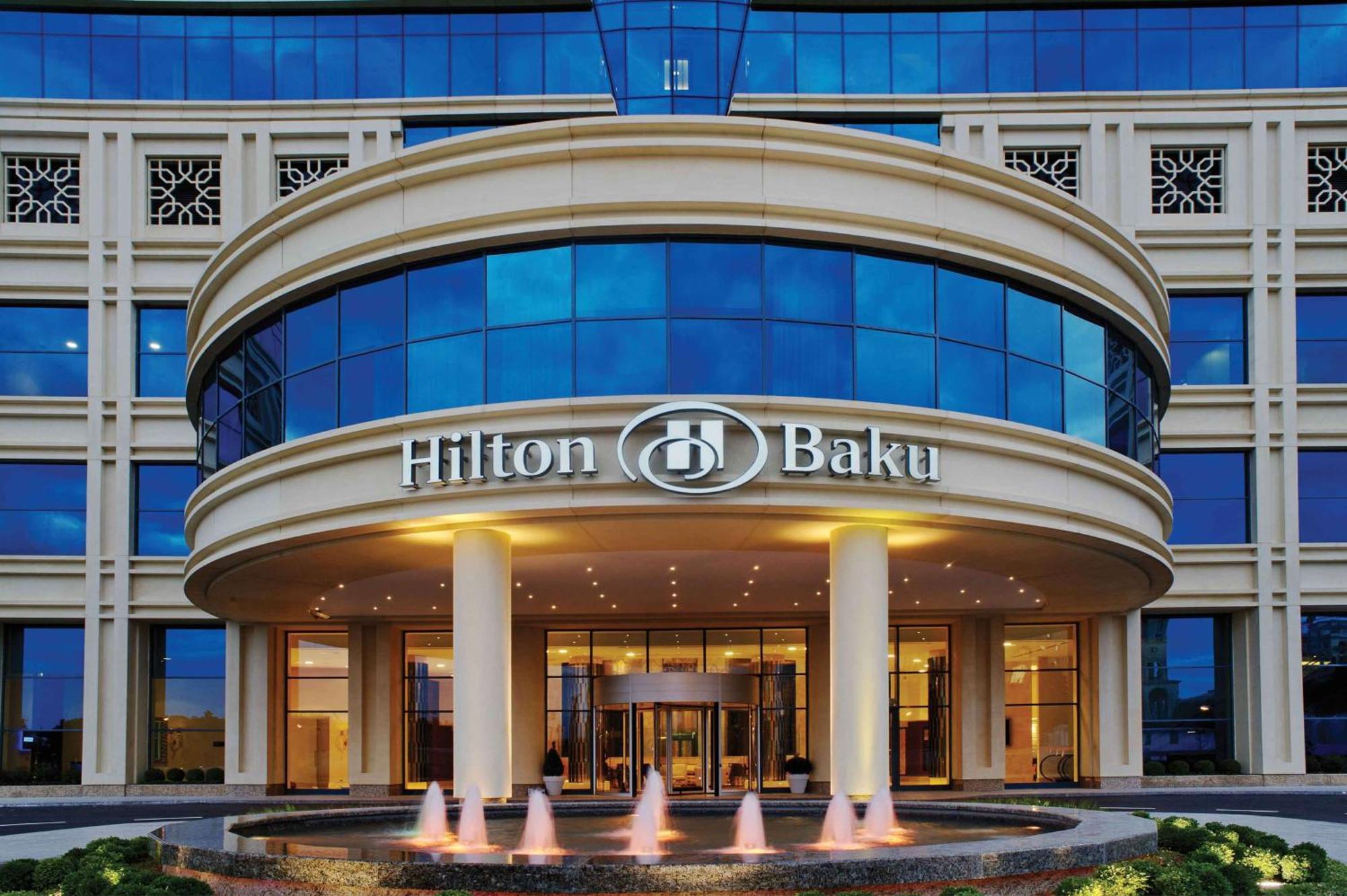 Hilton Baku Hotel Buitenkant foto